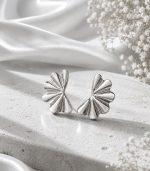 Silver Leaf Earrings - Image 3