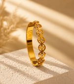 Golden 4 Leaf Bracelet - Image 2
