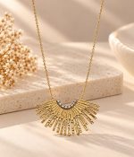 necklace 303 - Image 2