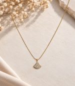 necklace 305